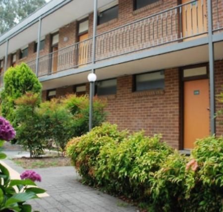 Red Cedars Motel Camberra Exterior foto