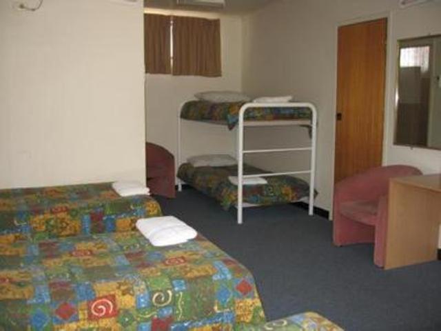 Red Cedars Motel Camberra Habitación foto