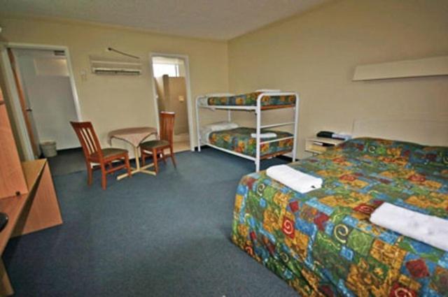 Red Cedars Motel Camberra Habitación foto