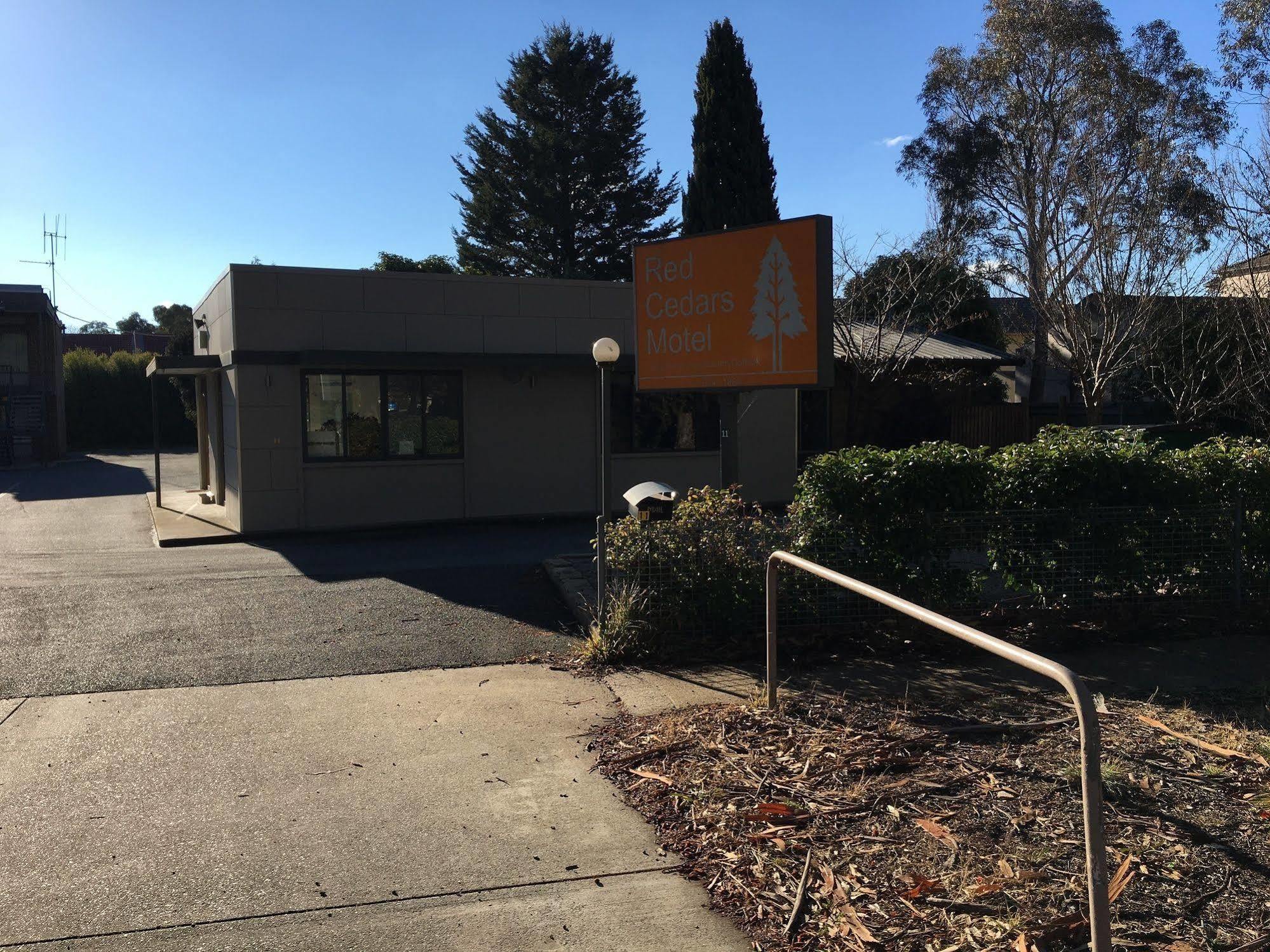 Red Cedars Motel Camberra Exterior foto